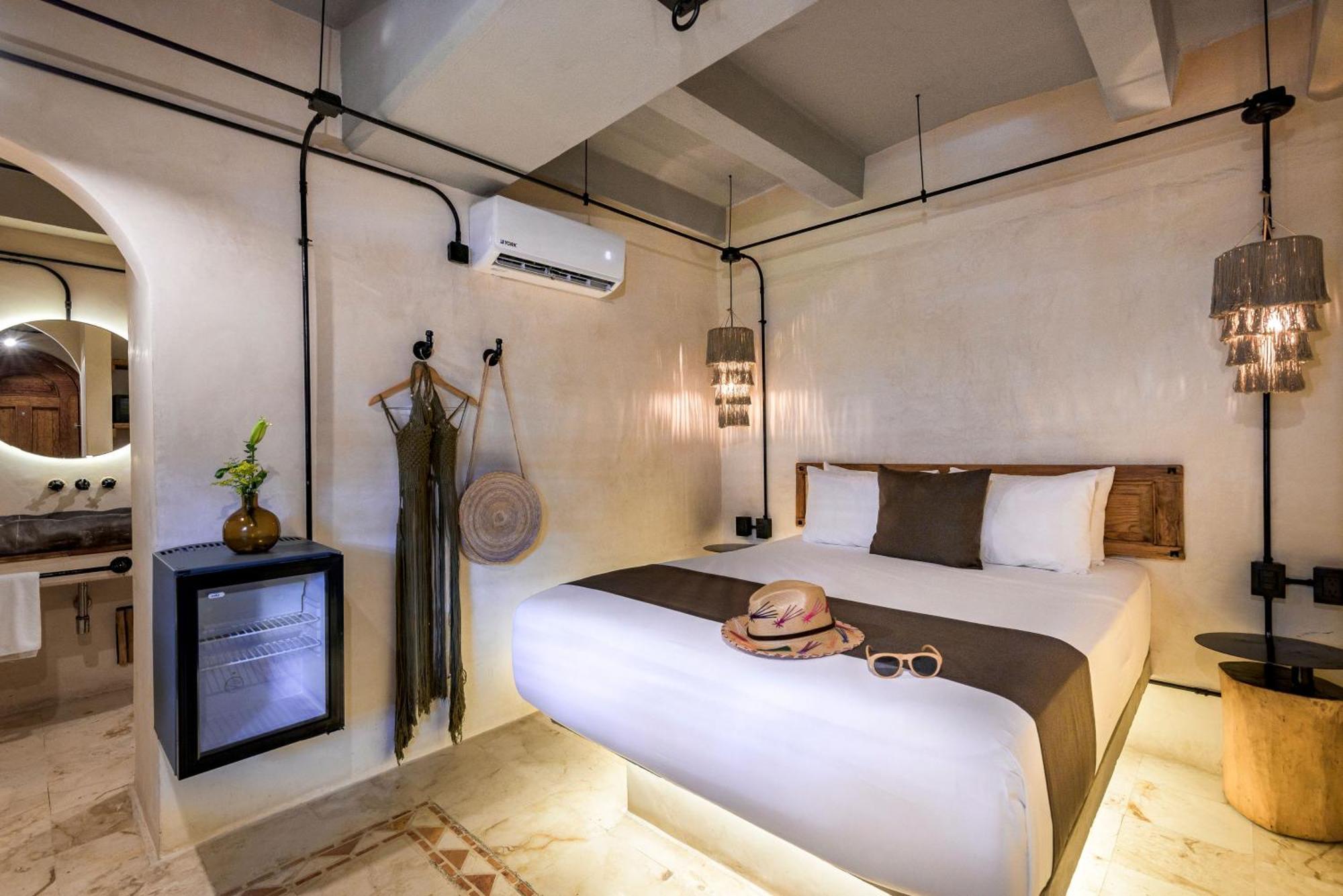 Caribbean Paradise Hotel & Spa - 5Th Avenue بلايا ديل كارمن المظهر الخارجي الصورة