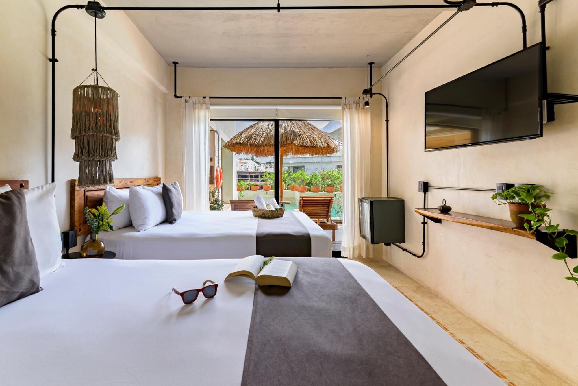 Caribbean Paradise Hotel & Spa - 5Th Avenue بلايا ديل كارمن المظهر الخارجي الصورة